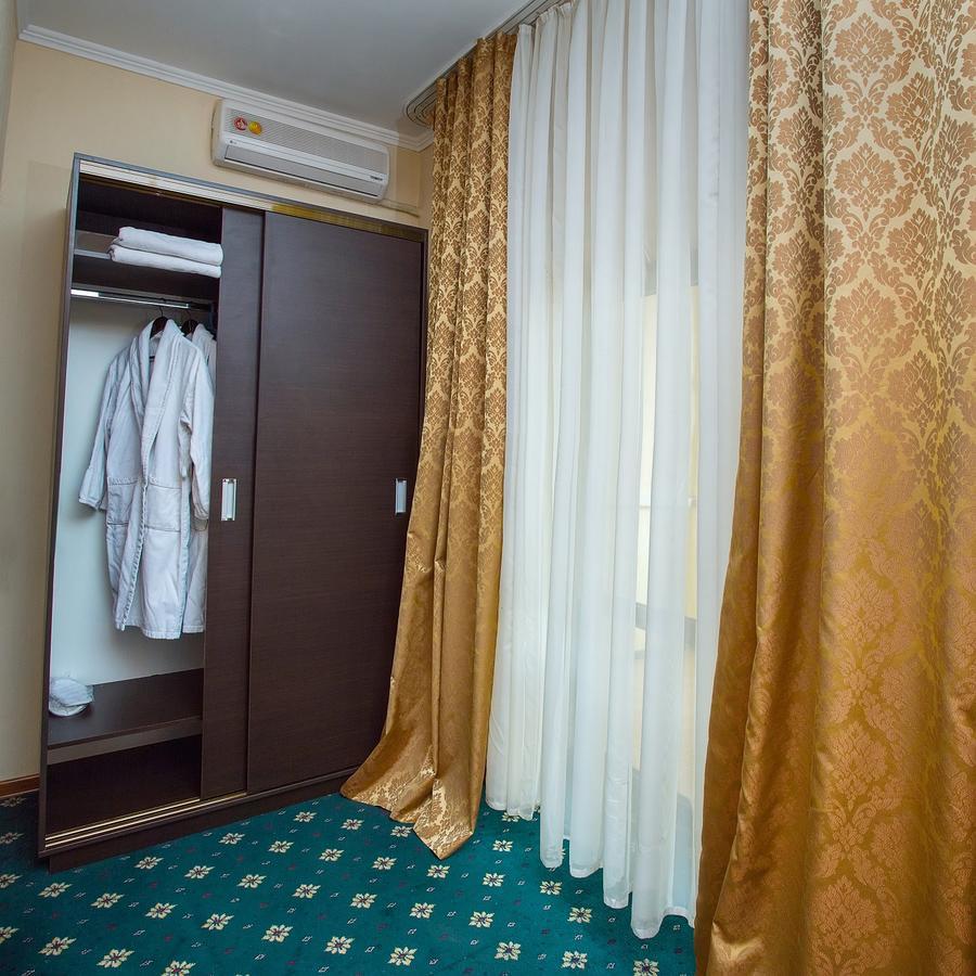 Stary Melnik Hotel Almaty Exteriér fotografie